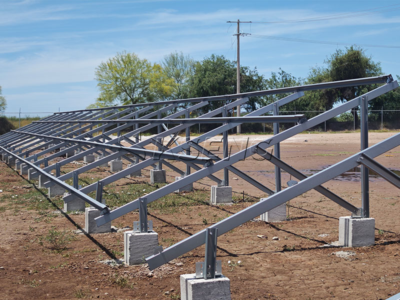 Kseng entrega una soluci&oacute;n de montaje en suelo de acero Zn-Al-Mg de 3,67 MW para un proyecto solar en M&eacute;xico