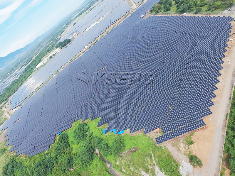 El sistema de montaje en suelo de aluminio Kseng alimenta una granja solar de 25 MW en Filipinas