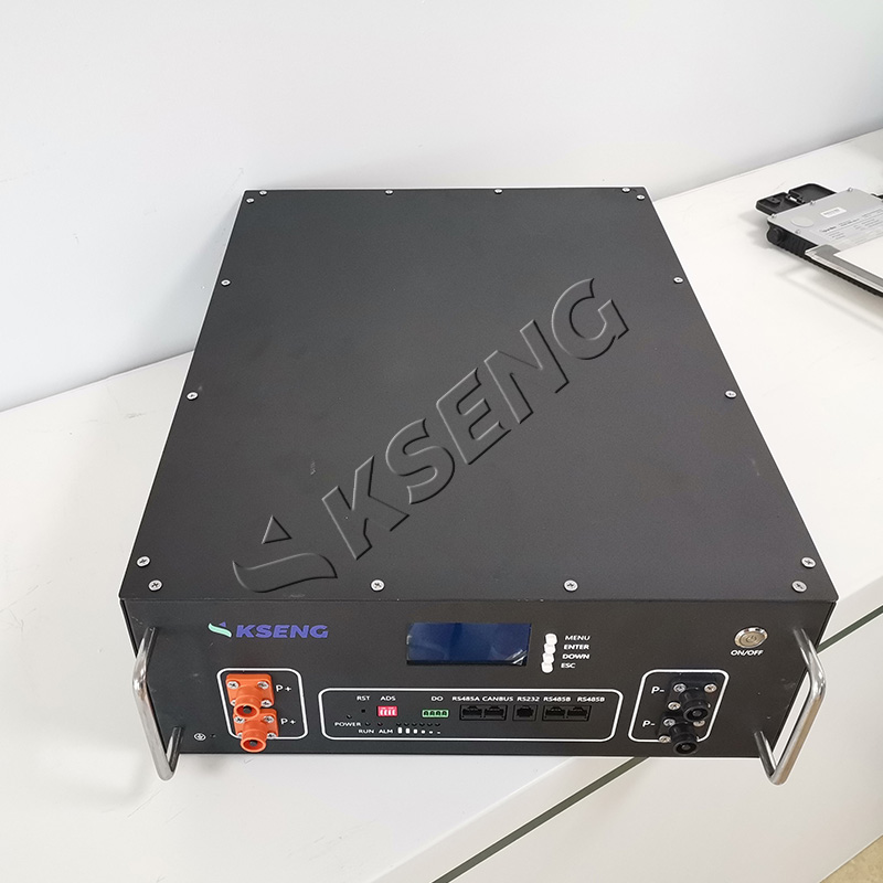 Bater&iacute;a de iones de litio Kseng 51,2 V 100Ah, bater&iacute;a montada en bastidor de sistemas solares Lifepo4 de 5kw, 10kw, 20kw y 30kw