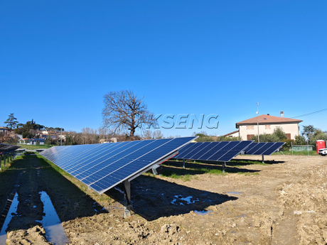 Single-Axis-Solar-Tracker-System-Project-in-Italy.jpg
