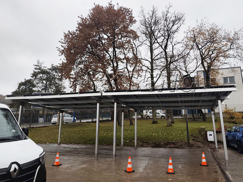 Francia-cochera-solar-industrial