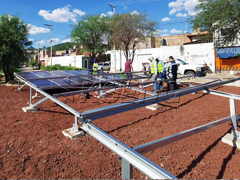 instalaci&oacute;n solar de cimientos de concreto