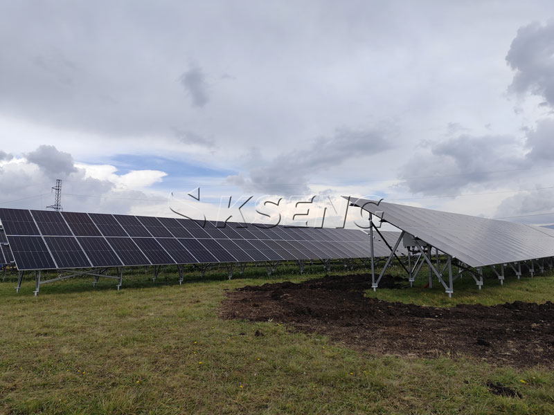 Kseng-Solar-1.4MW-proyecto-de-montaje-en-suelo-instalado-en-Alemania-en-julio-2026