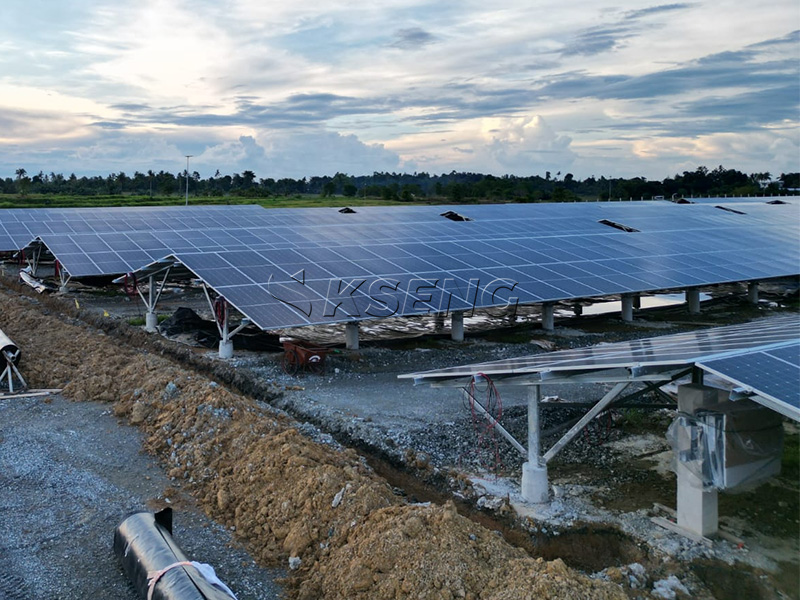 Estructura-de-montaje-solar-de-acero-galvanizado-en-caliente-para-grandes-proyectos-fotovoltaicos